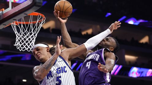 [腾讯全场集锦]🏀魔术7人上双送国王15连败 班凯罗30+5+6 威少8中2